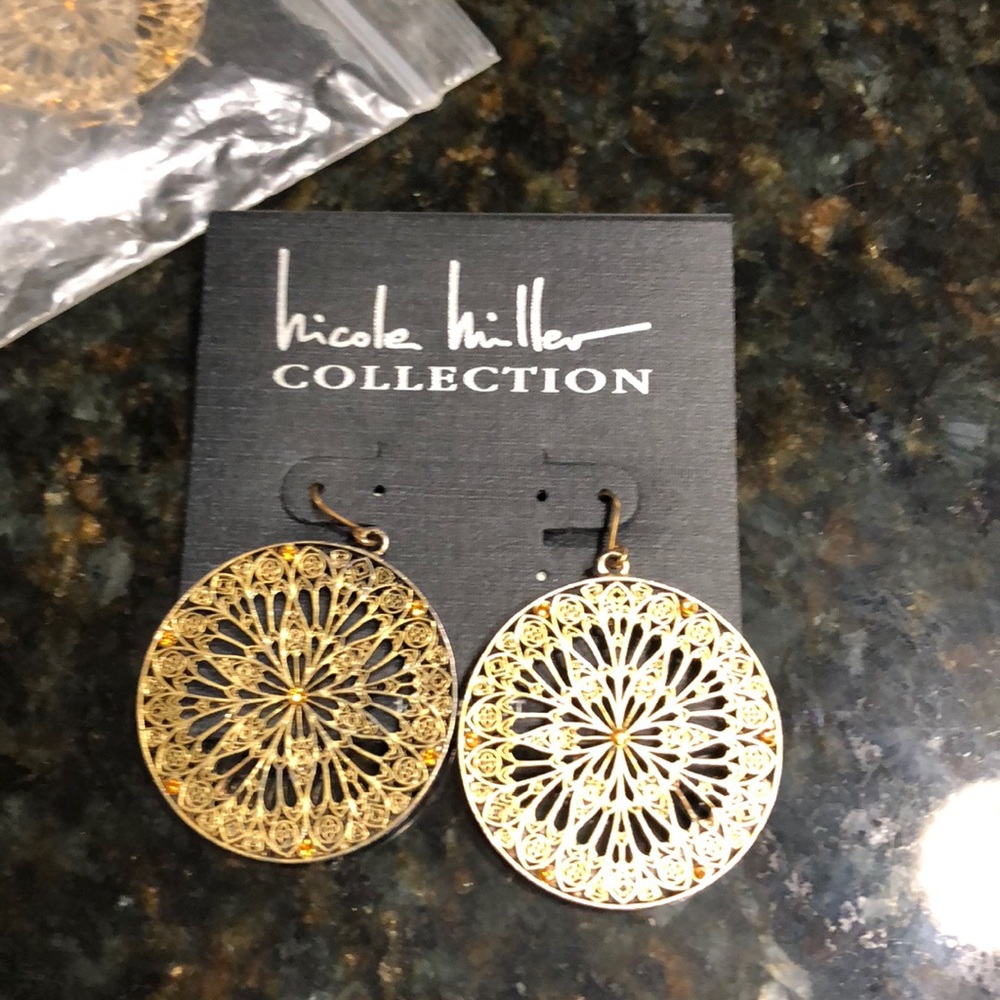 New Nicole Miller earrings